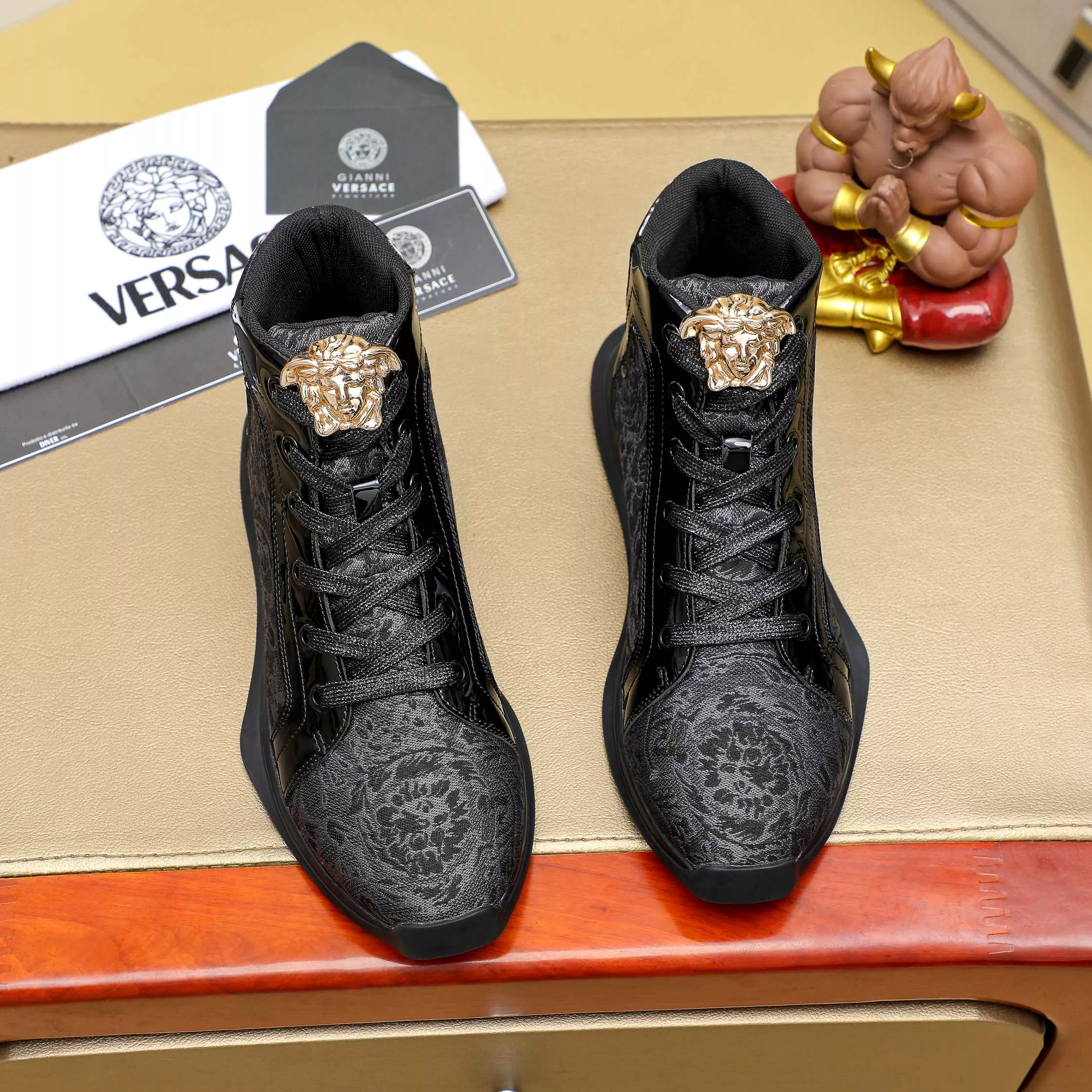 versace high tops chaussures pour homme s_12b52b62